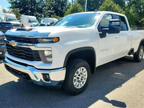Used 2025 Chevrolet Silverado 2500 LT w/ Convenience Package AWD/4WD image 20