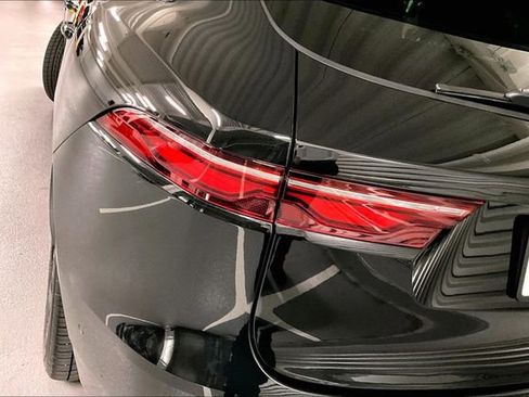Certified 2024 Jaguar F-PACE R-Dynamic S image 29