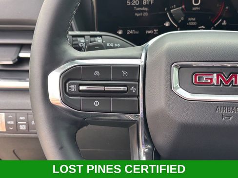 Used 2025 GMC Terrain Elevation AWD/4WD image 12