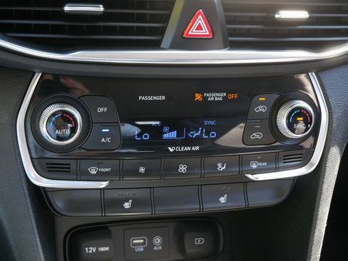 Used 2019 Hyundai Santa Fe Limited AWD/4WD image 18