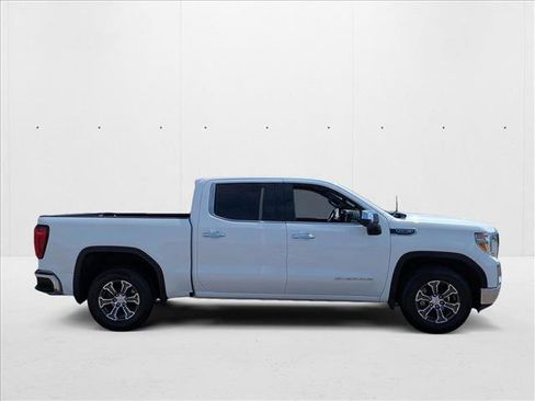 Used 2021 GMC Sierra 1500 SLT w/ SLT Convenience Package image 4