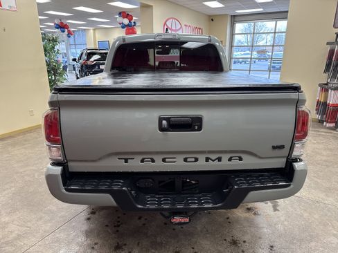 Used 2023 Toyota Tacoma TRD Sport w/ Black Out Package (TMS) image 8