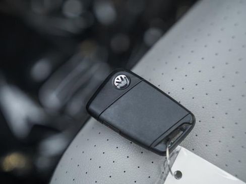 Used 2020 Volkswagen Jetta R-Line image 41