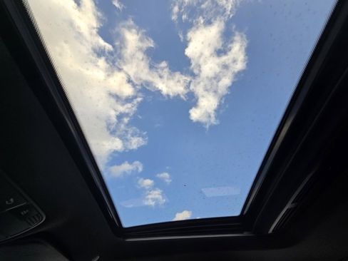 Used 2019 Mercedes-Benz C 300 Sedan image 30