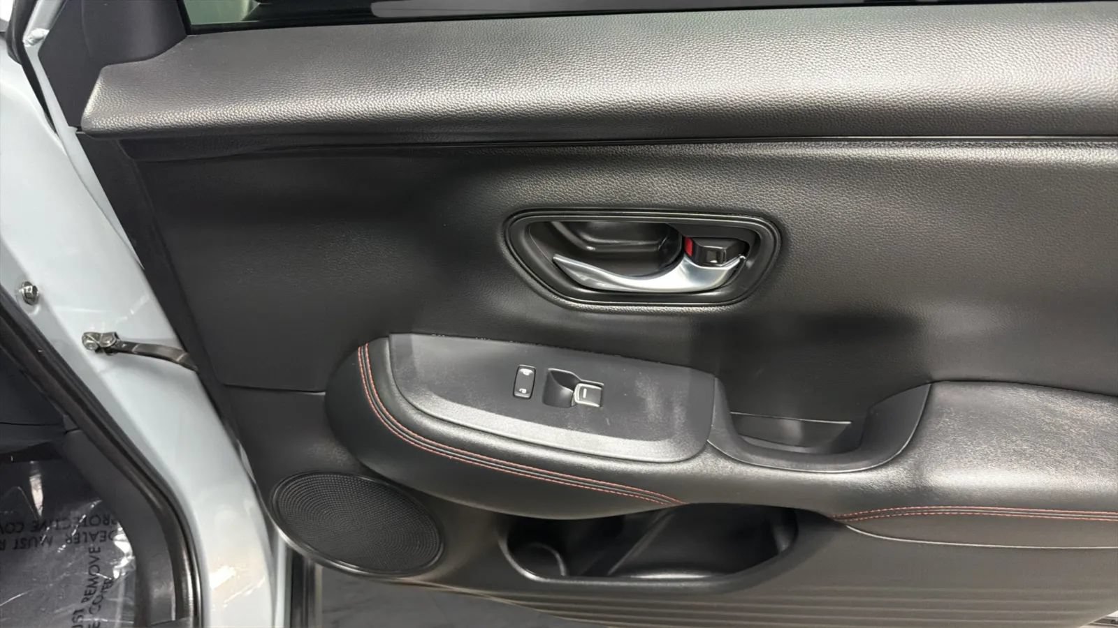 Used 2025 Honda HR-V Sport image 18