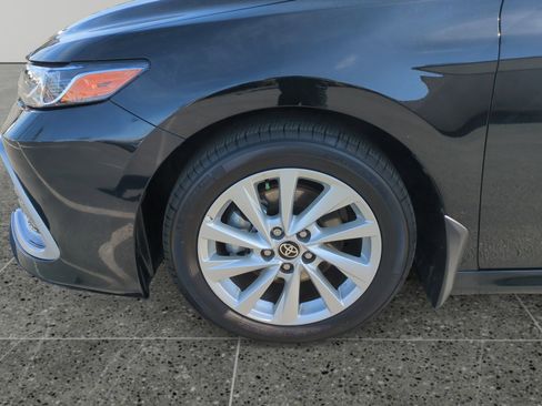 Used 2024 Toyota Camry LE image 14