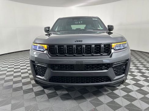 New 2026 Jeep Grand Cherokee Limited image 10