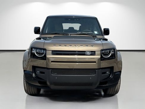 New 2026 Land Rover Defender 110 X-Dynamic SE AWD/4WD image 8