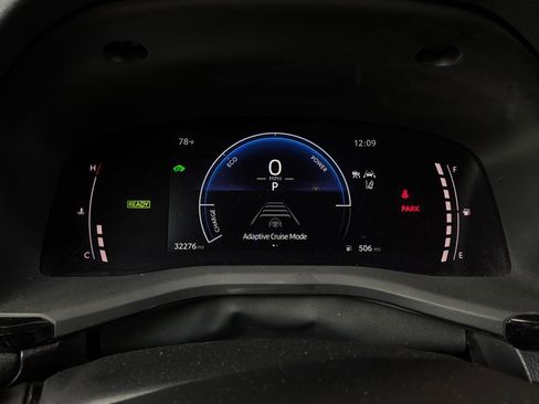 Used 2025 Toyota Camry LE FWD image 35