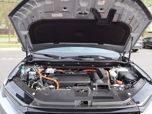 Used 2024 Honda CR-V Sport Touring image 9