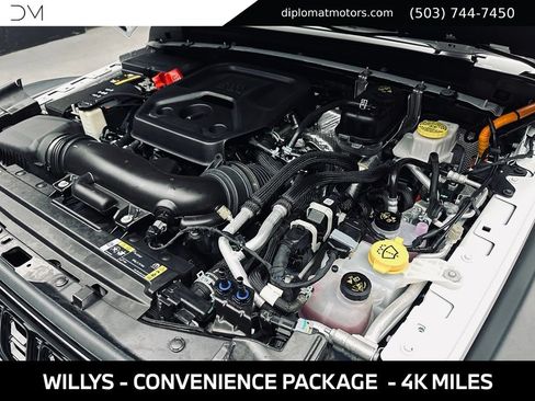 Used 2024 Jeep Wrangler Unlimited AWD/4WD image 53