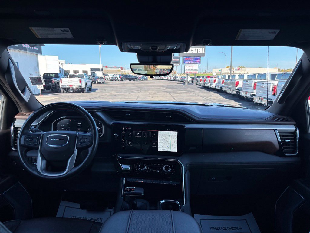 Used 2023 GMC Sierra 1500 Denali w/ Technology Package AWD/4WD image 25