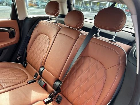 Used 2024 MINI Cooper Countryman S w/ Signature Upholstery Package FWD image 12