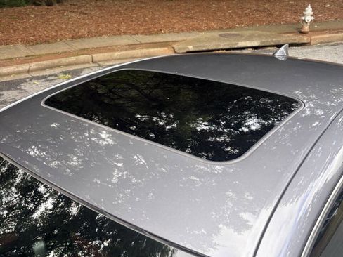 Used 2015 Lexus IS 350 w/ F-Sport Package RWD image 18