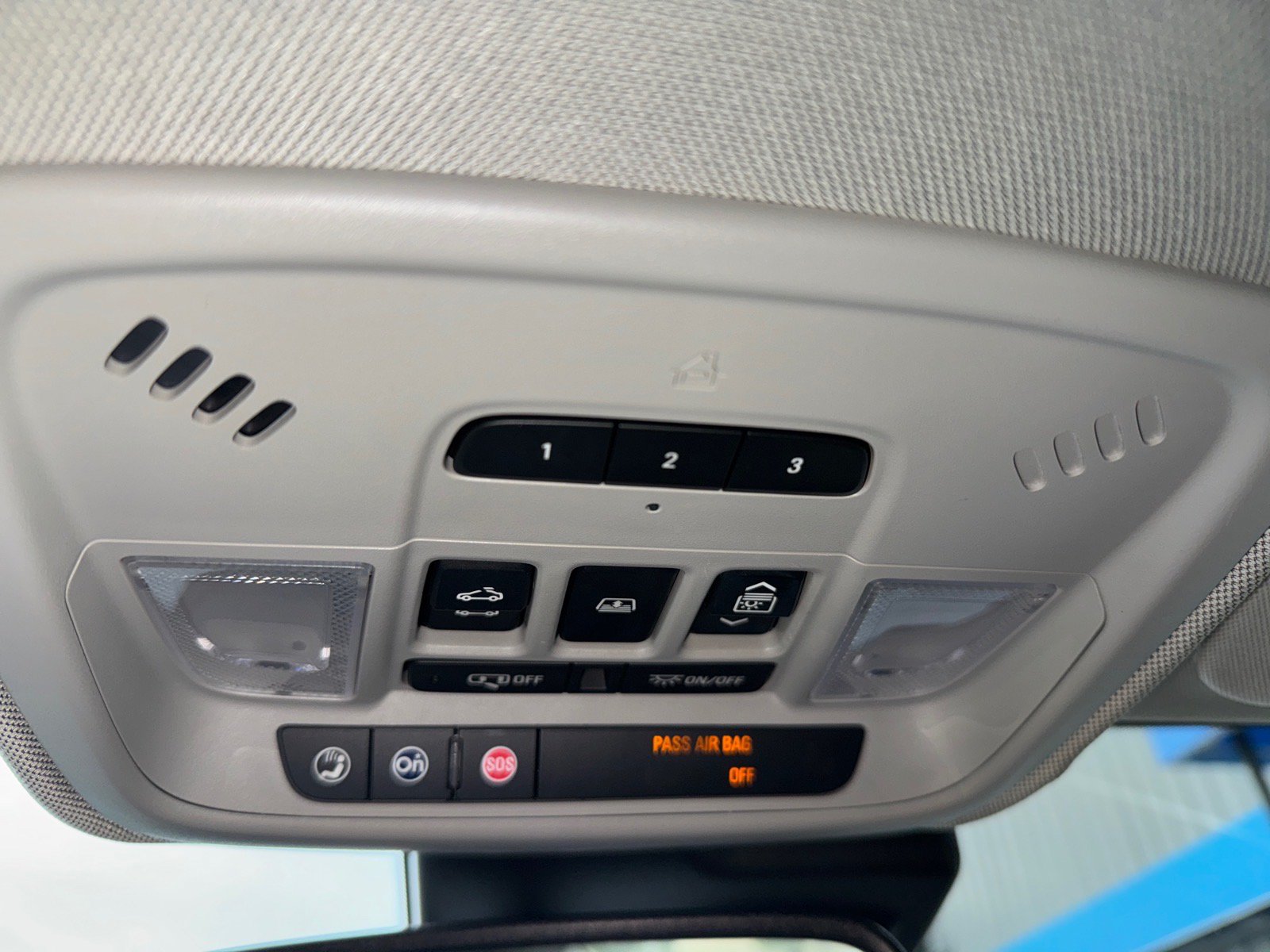Used 2017 Buick LaCrosse Premium w/ Sun and Shade Package FWD image 15