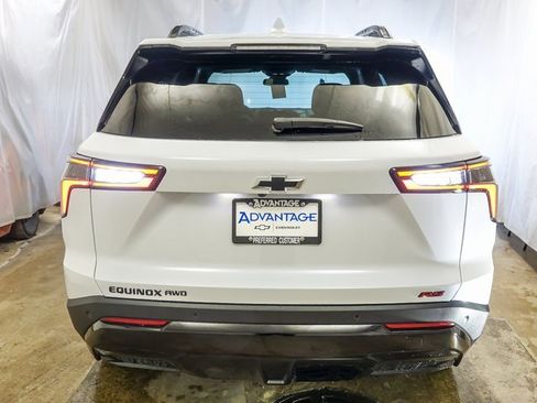 New 2026 Chevrolet Equinox RS w/ Convenience Package III image 6