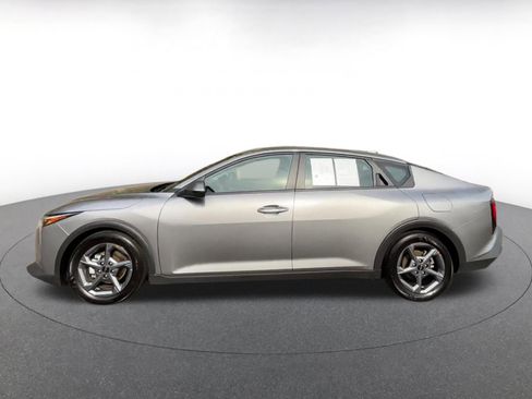 Used 2025 Kia K4 LXS image 9