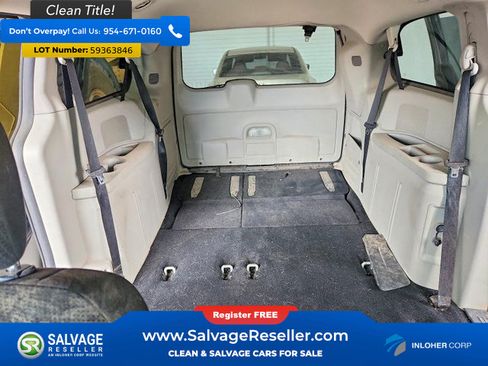 Used 2012 Dodge Grand Caravan SXT FWD image 13