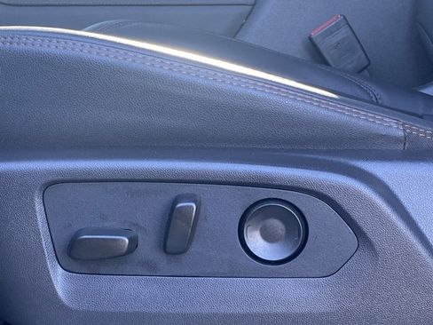 Used 2026 GMC Sierra 2500 AT4 w/ AT4 Premium Plus Package image 11