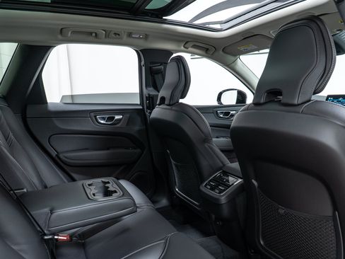 New 2026 Volvo XC60 B5 Ultra w/ Climate Package AWD/4WD image 23