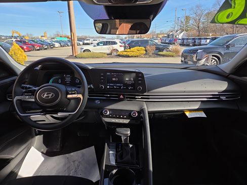 New 2026 Hyundai Elantra Blue image 14