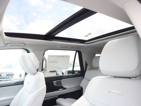 New 2026 Ford Expedition Platinum AWD/4WD image 15
