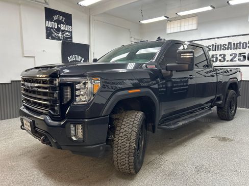 Used 2020 GMC Sierra 3500 AT4 w/ AT4 Premium Package AWD/4WD image 3