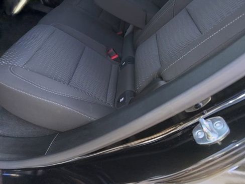 Used 2025 Chevrolet Equinox LT image 10