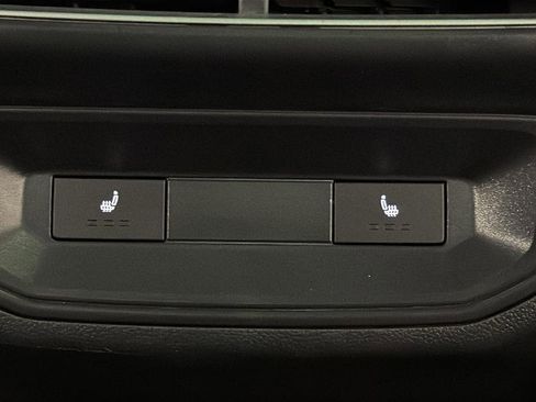 Used 2024 Volkswagen Atlas Cross Sport SEL Premium R-Line image 19