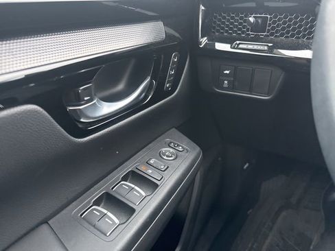 Used 2023 Honda CR-V EX-L image 9