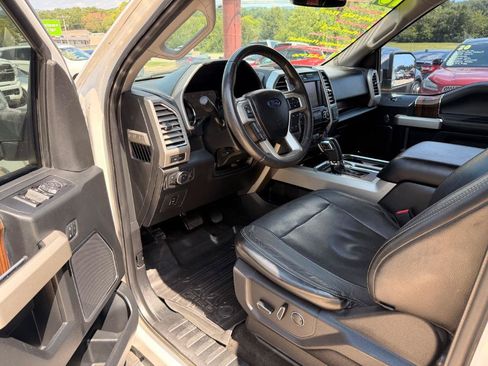 Used 2015 Ford F150 Lariat AWD/4WD image 5