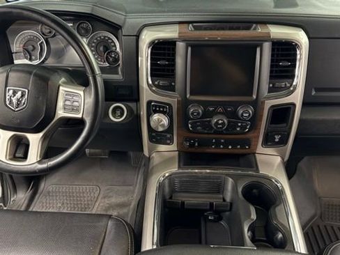 Used 2015 RAM 1500 Laramie w/ Convenience Group AWD/4WD image 34