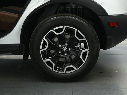 New 2025 Ford Bronco Sport Outer Banks image 21