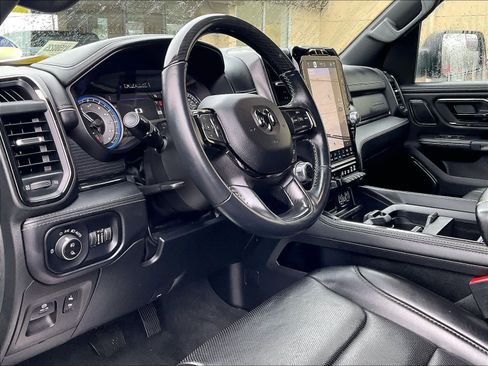 Used 2022 RAM 1500 Limited w/ Night Edition AWD/4WD image 8
