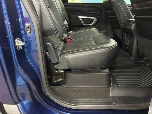 Used 2016 Nissan Titan PRO-4X w/ Pro-4x Convenience Package image 40
