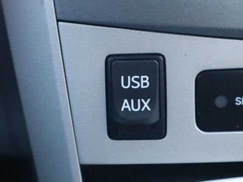 Used 2013 Toyota Corolla LE image 63