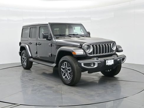 New 2026 Jeep Wrangler Unlimited Sahara AWD/4WD image 4