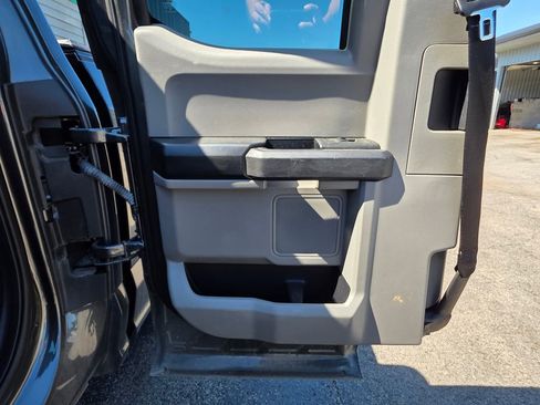 Used 2018 Ford F150 XL w/ Equipment Group 101A Mid RWD image 22