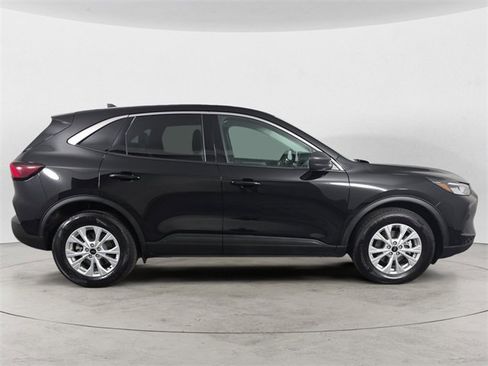 Certified 2023 Ford Escape Active image 6
