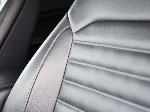 Used 2024 Ford Edge SEL w/ Convenience Package image 13