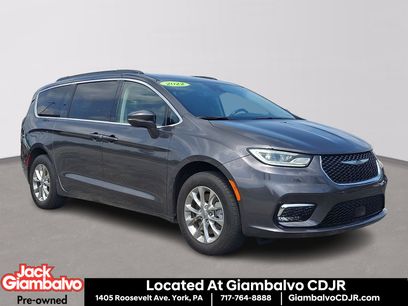 Used 2022 Chrysler Pacifica Touring-L