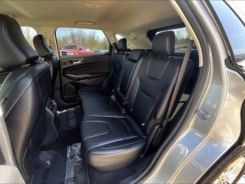 Used 2024 Ford Edge Titanium AWD/4WD image 25