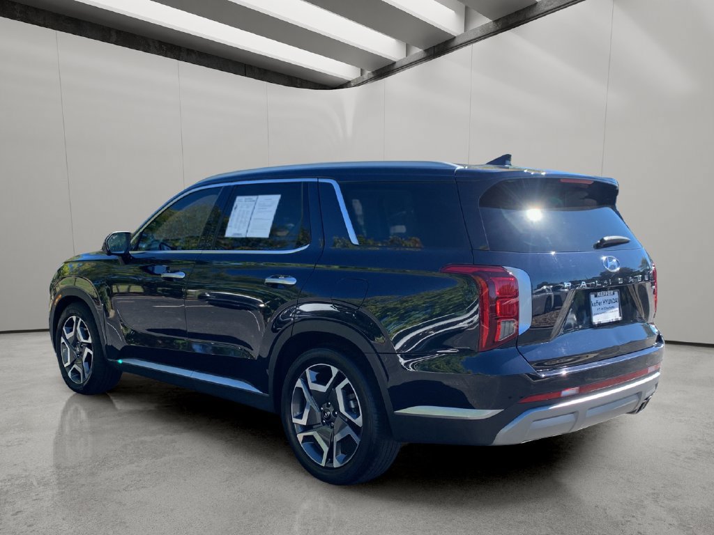 Used 2024 Hyundai Palisade SEL w/ Premium Package AWD/4WD image 3