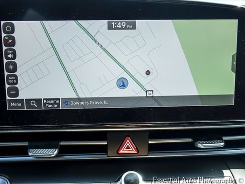 Used 2025 Hyundai Elantra Limited FWD image 19