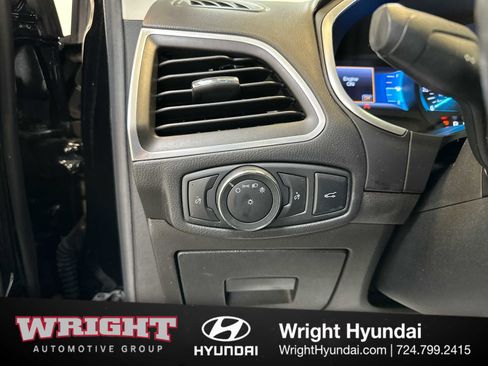 Used 2017 Ford Edge Titanium w/ Equipment Group 301A image 23