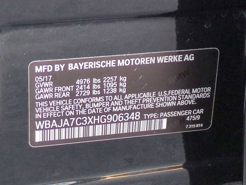 Used 2017 BMW 530i xDrive image 38