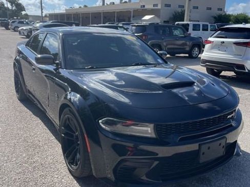 Used 2020 Dodge Charger SRT Hellcat w/ Harman/Kardon Audio Group RWD image 5