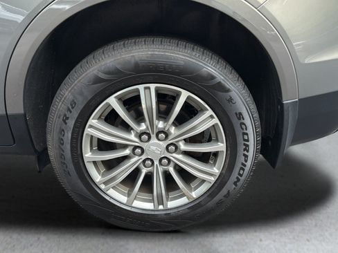 Used 2018 Cadillac XT5 Luxury w/ Driver Awareness Package AWD/4WD image 15