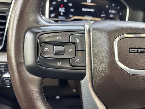 Used 2024 GMC Sierra 2500 Denali w/ Denali Reserve Package image 19