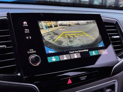 Certified 2022 Honda Passport TrailSport image 23